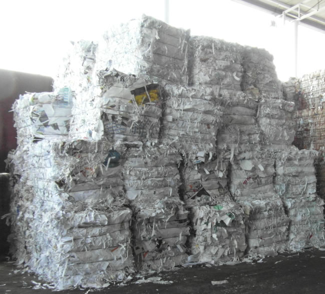 RlFlUTl Dl CARTA E CARTONE E IMBALLI Dl PLASTICA